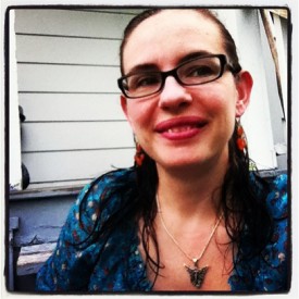 Elisabeth-headshot-1-275x275